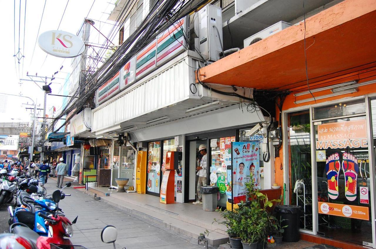 Yadoya @ Thonglor Hotel Bangkok Exterior photo