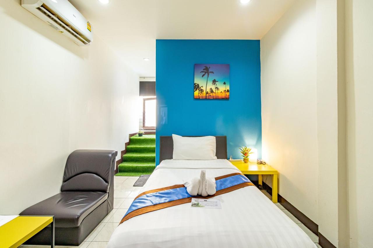 Yadoya @ Thonglor Hotel Bangkok Exterior photo